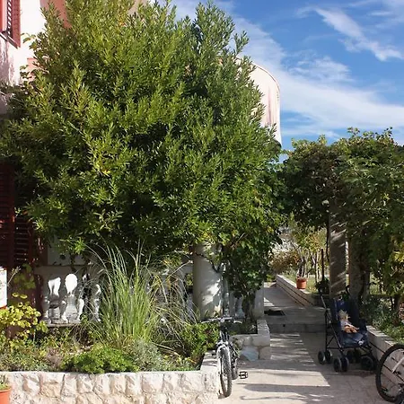 Apartman Studio Razanac 5766c Rtina