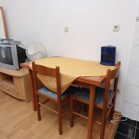 Studio Razanac 5766c 公寓 利缇纳